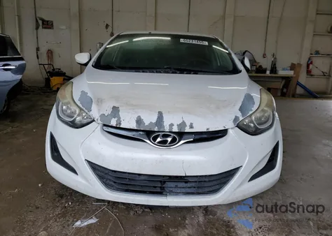 2016 Hyundai Elantra Se из США, поврежденный, VIN 5NPDH4AE3GH746502